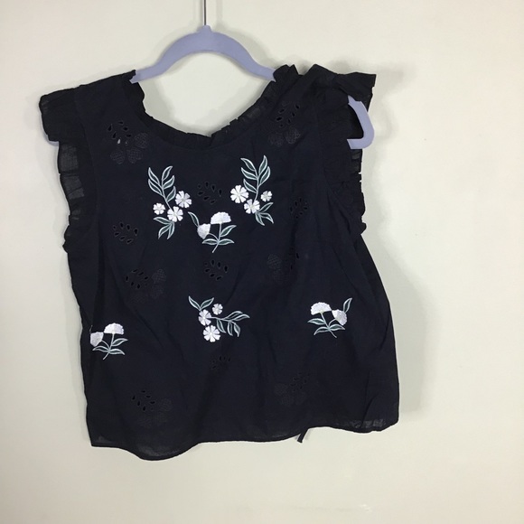 Women Shirt Resell Box Various sizes  10 pieces NWT- EUC Sizes Small to … - Picture 9 of 13